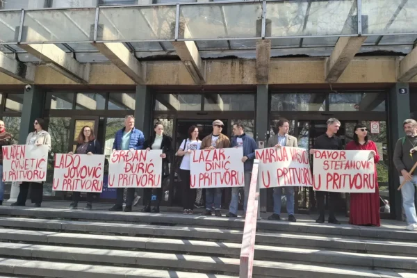 Ukinut kućni pritvor Mladenu Cvijetiću, Srđanu Đuriću i Davoru Stefanoviću