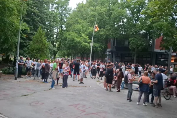 Protest podrške uhapšenom studentu Bogdanu u novosadskom kampusu od 20 časova